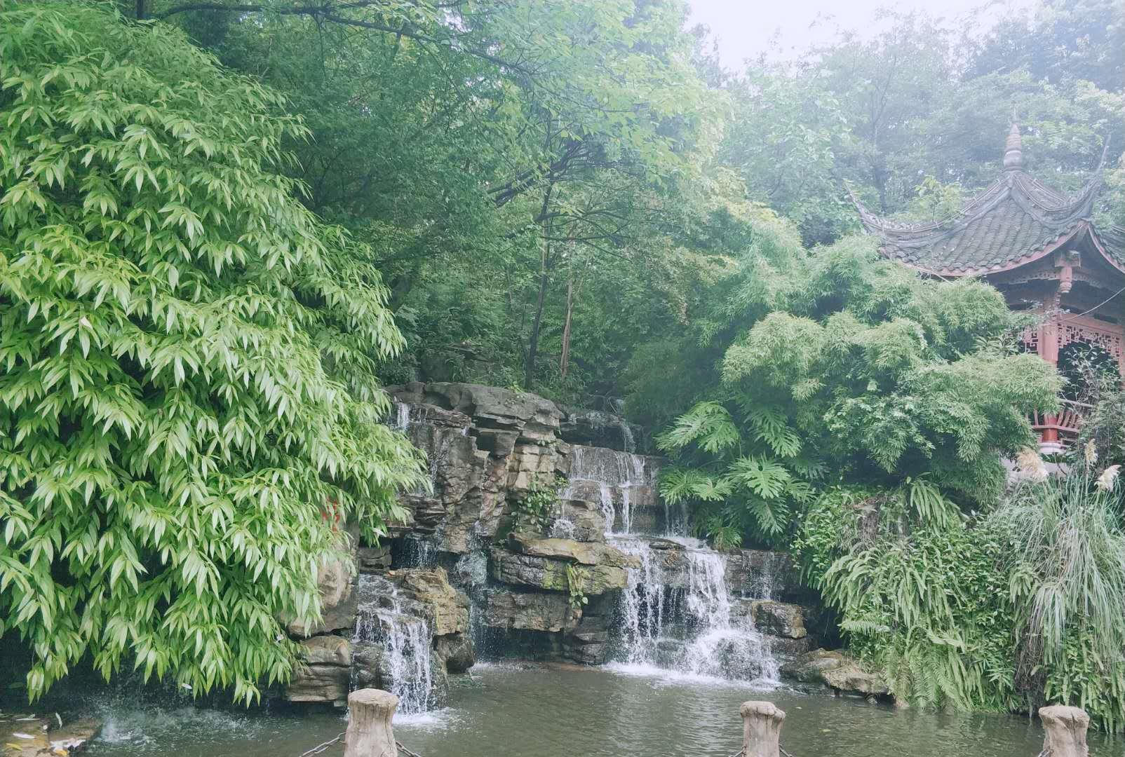 Free HTML5 Bootstrap Template by FreeHTML5.co