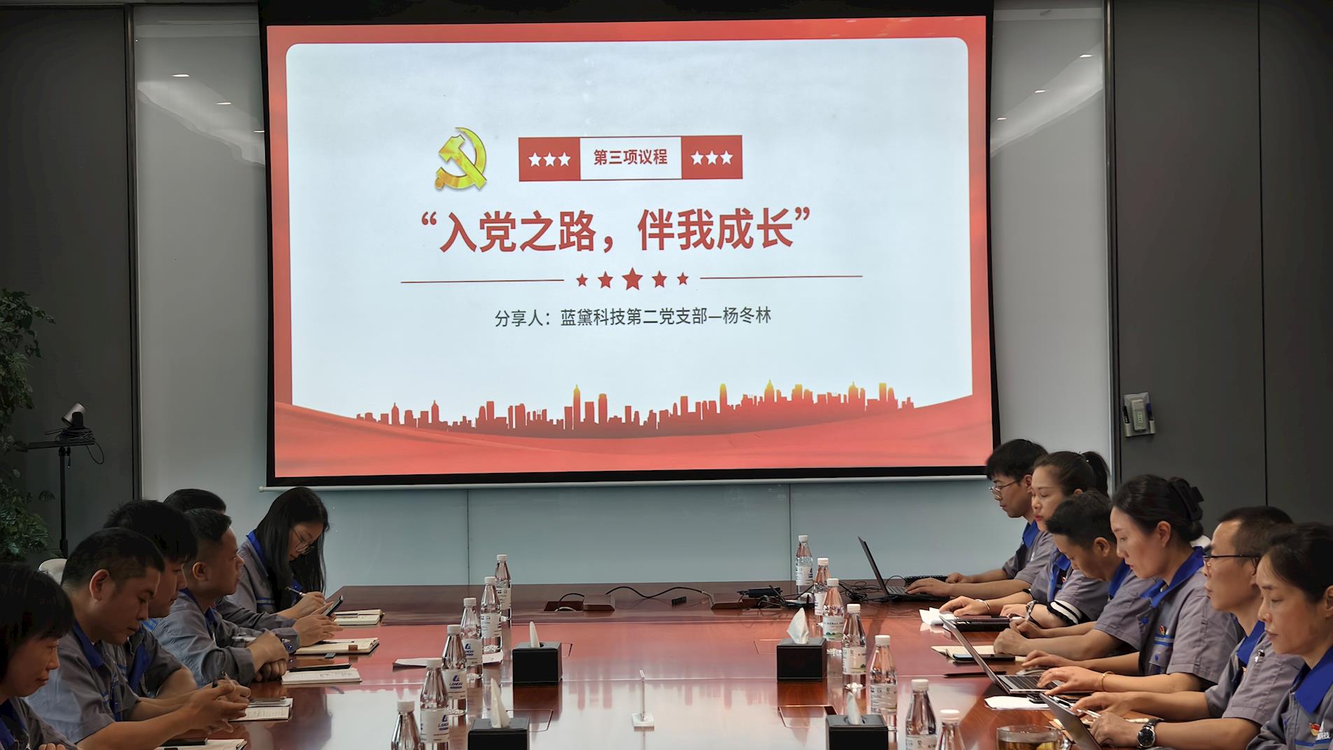 9810d16819844a888d7433d18574e437.jpg 9810d16819844a888d7433d18574e437.jpg