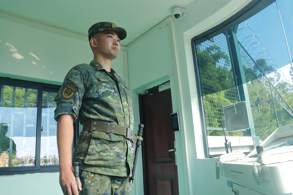 專版：致敬！在高溫下堅守的勞動者！(分離-FZ0039358432